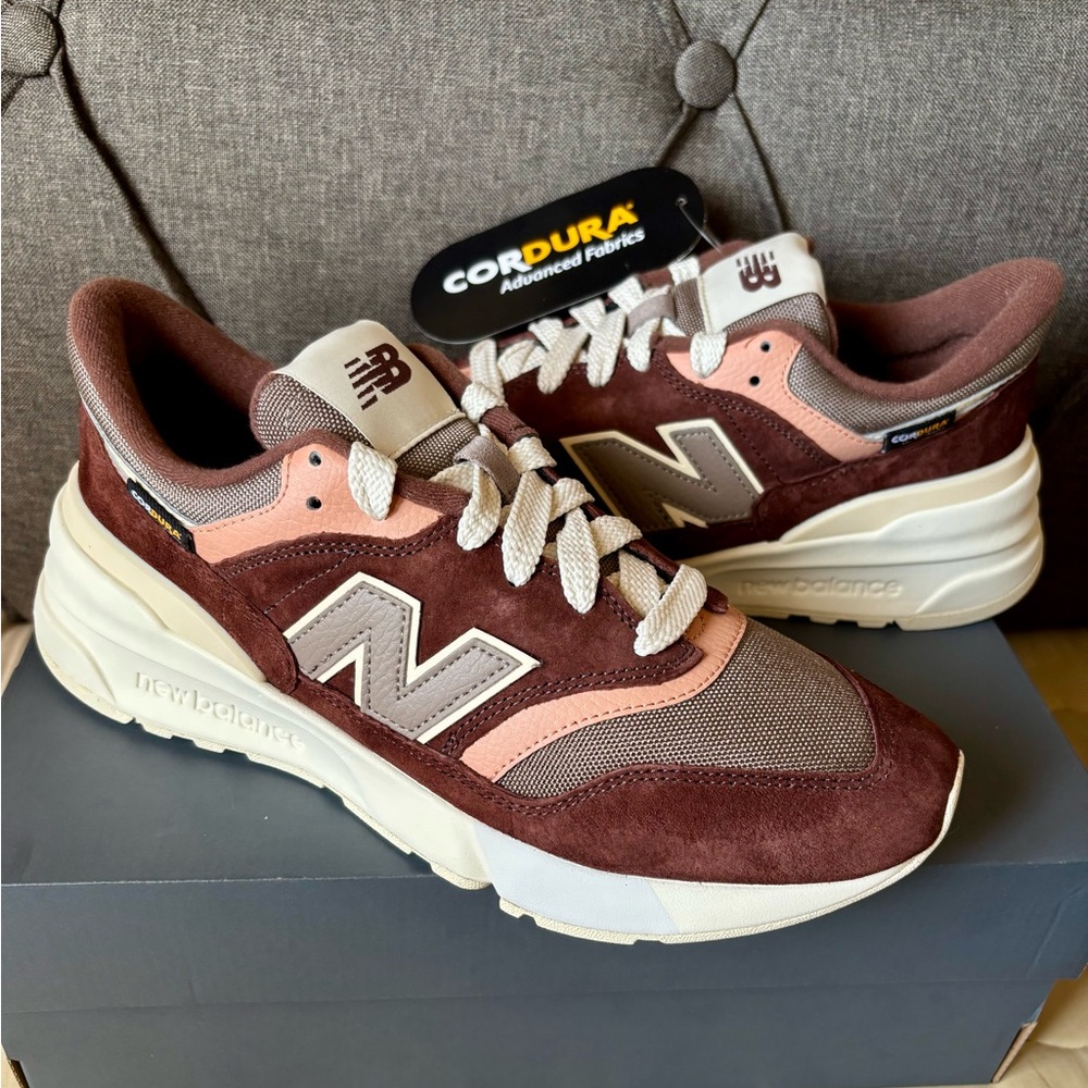 Brand new - New Balance 997R Brown Beige U997ROA - Size 7.5